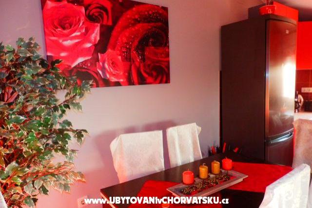 Apartments Šarić – photo 6