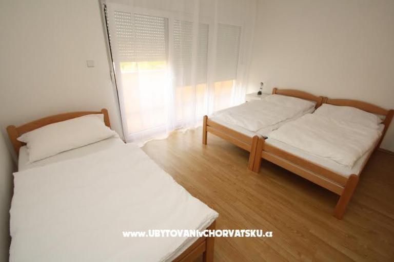 App Pješčana Uvala 200m plaža – photo 10