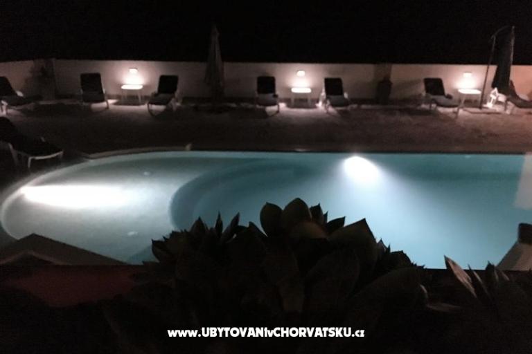 Apartments with pool Štinjan – photo 15