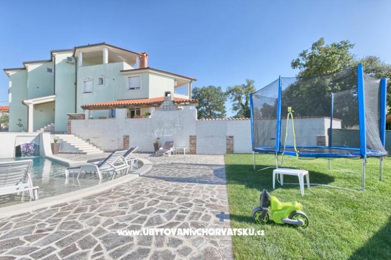 Apartments with pool Štinjan – photo 5