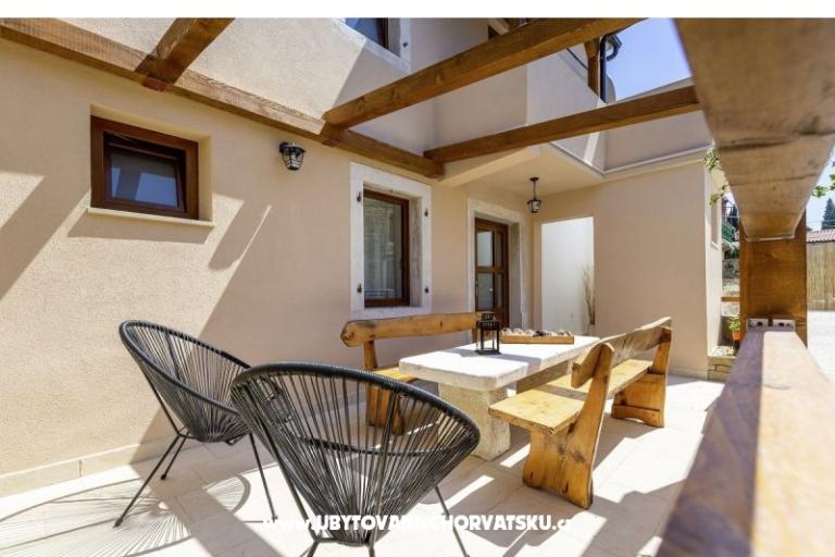 House Almar – photo 3