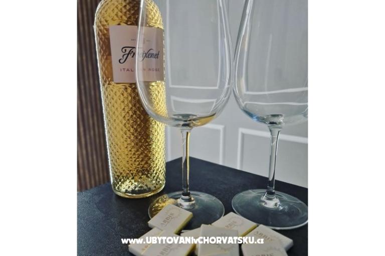 Apartments Arbis – photo 8