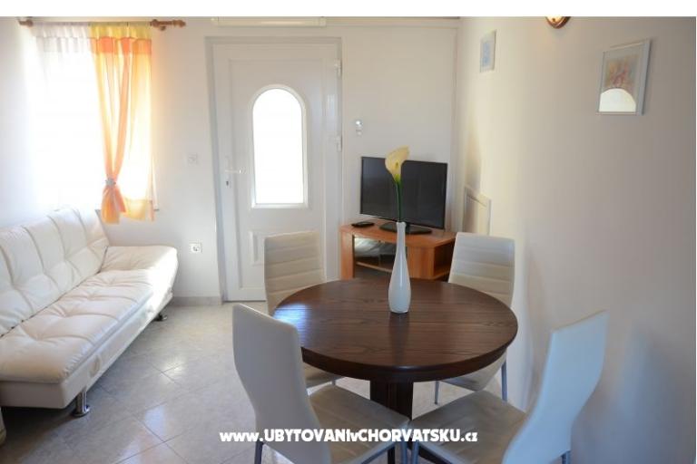 Apartments Karuzo – photo 13