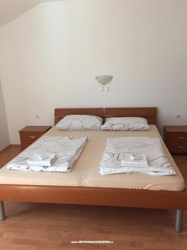Apartments Laura – photo 8