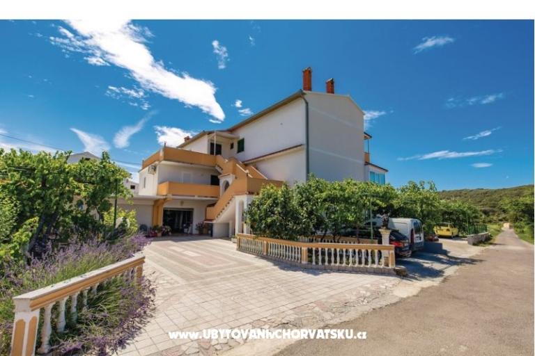 Apartments Lupić – photo 3