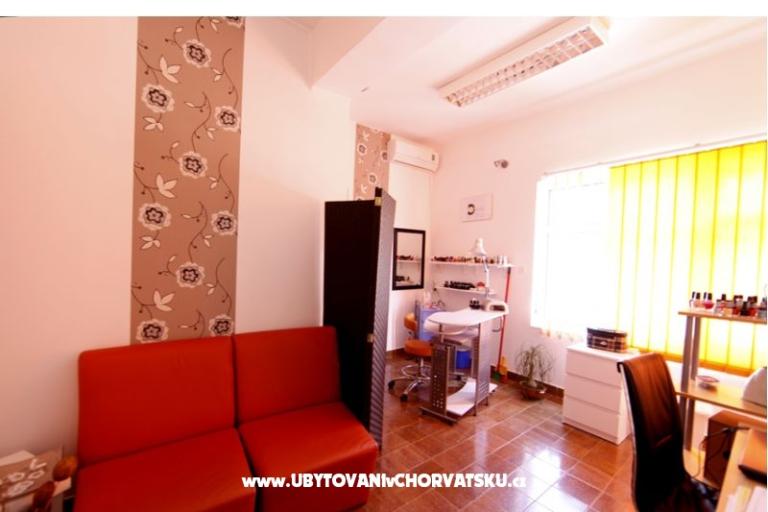Apartments Višnja – photo 12