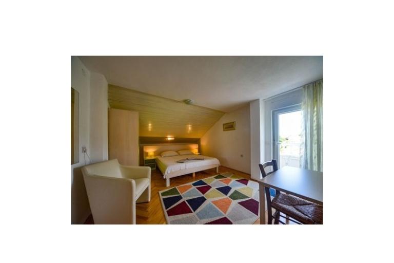 Apartments Anny with pool – photo 17