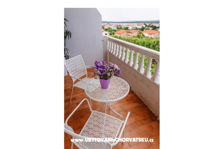 Apartments Anny with pool – photo 24