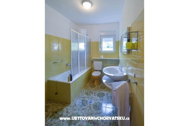 Apartments Anny with pool – photo 32
