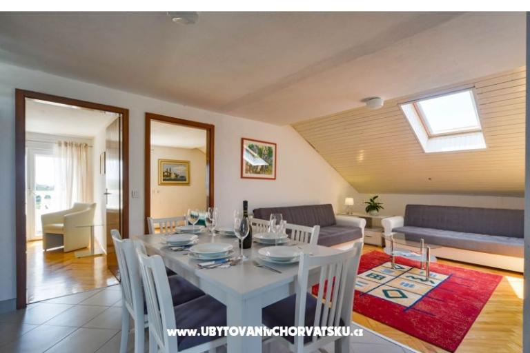 Apartments Anny with pool – photo 41
