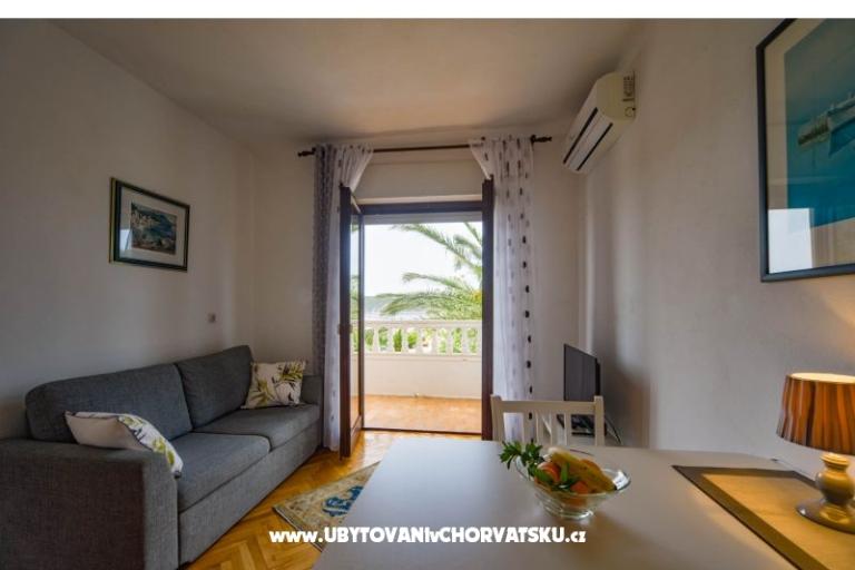 Apartments Anny with pool – photo 9