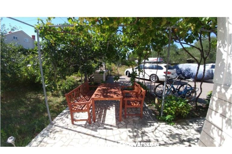 Apartments Dora – photo 18