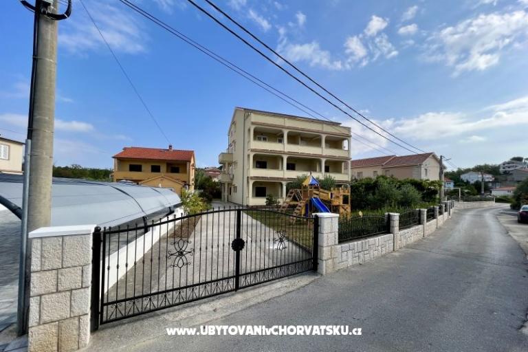 Apartments Pičuljan – photo 2