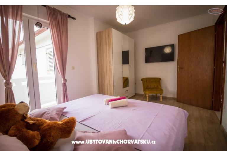 Whirlpool Apartments Skoblar – photo 12