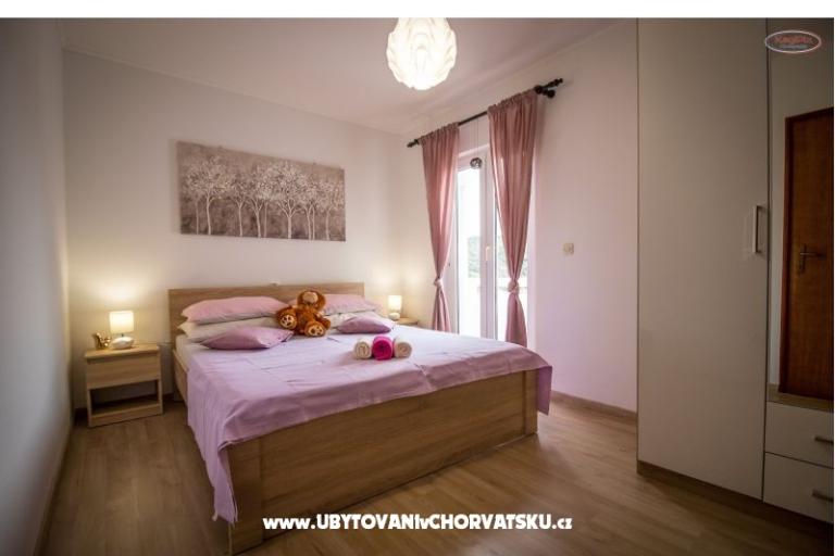Whirlpool Apartments Skoblar – photo 9