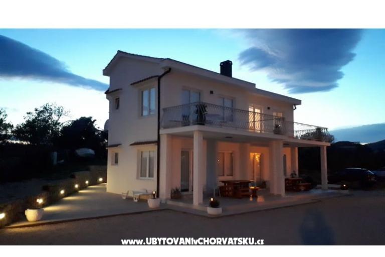 La Gatta Apartments – photo 10