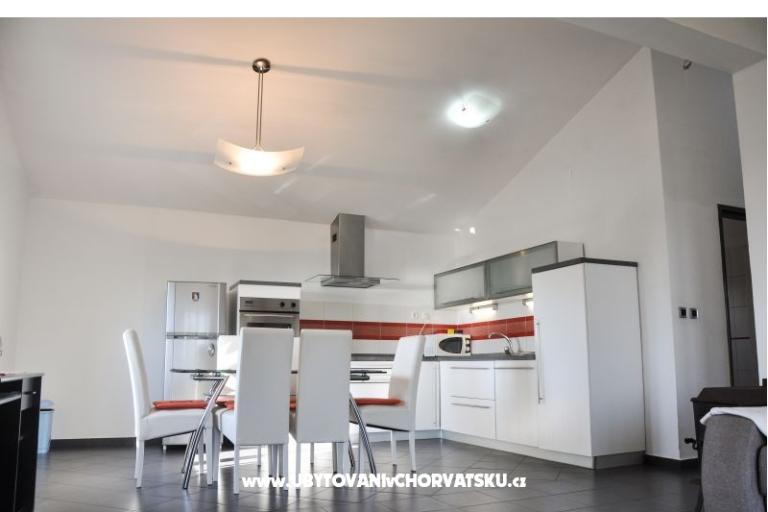 Apartments Irena – photo 8