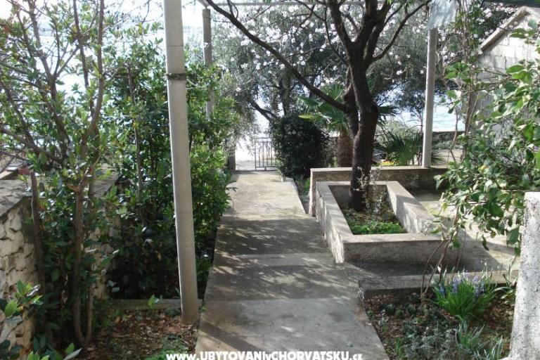 Apartment Rogoznica 1 – photo 4