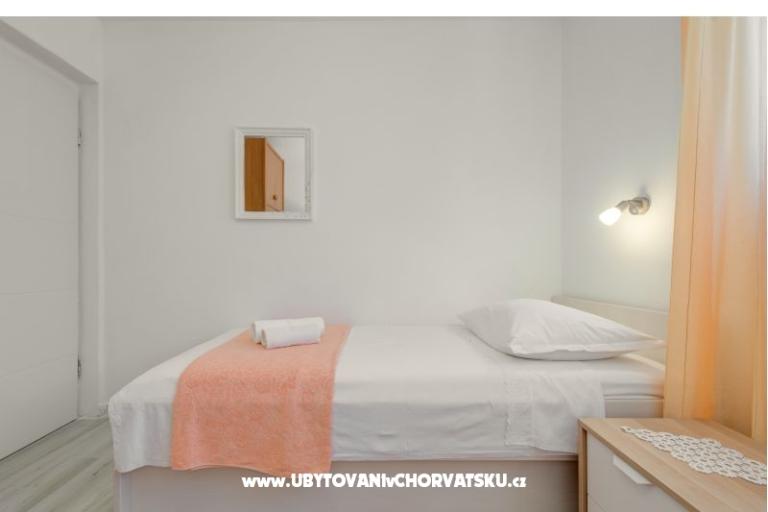 Apartments Iva – photo 13