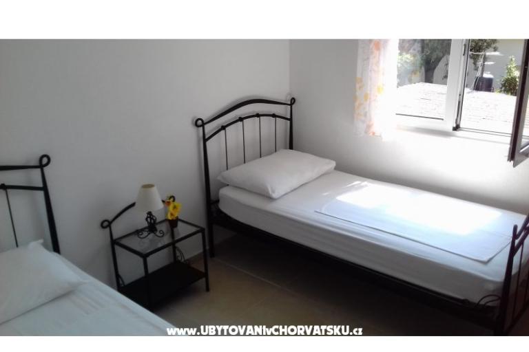 Apartments Jakelić – photo 9