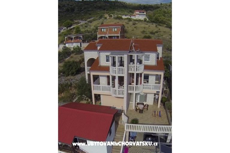Apartments Ljubičić – photo 2