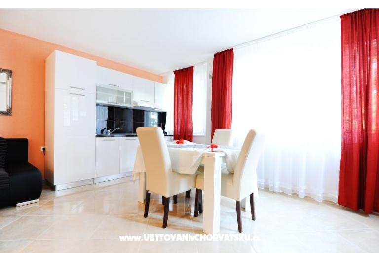 Apartments Luka Rogoznica – photo 11