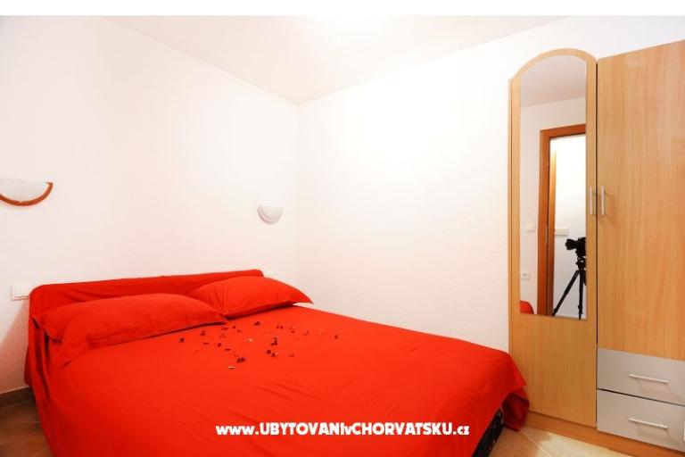 Apartments Luka Rogoznica – photo 14