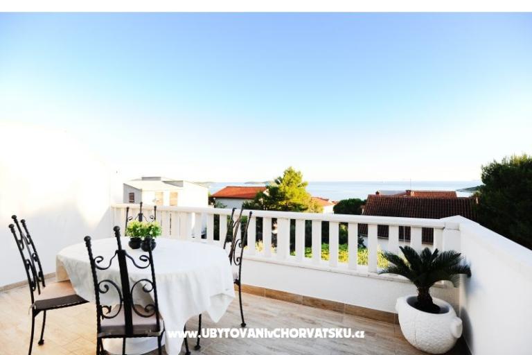 Apartments Luka Rogoznica – photo 8