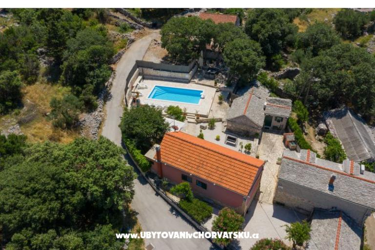 Kamene kuće Nikola – photo 11