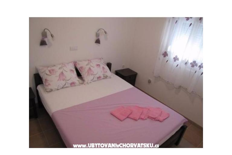 Apartments Toni Rogoznica – photo 10