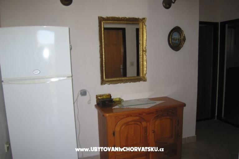 Apartments Škaro – photo 4
