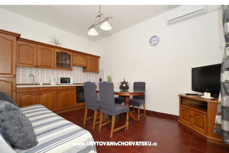 Apartments Caleta – photo 11