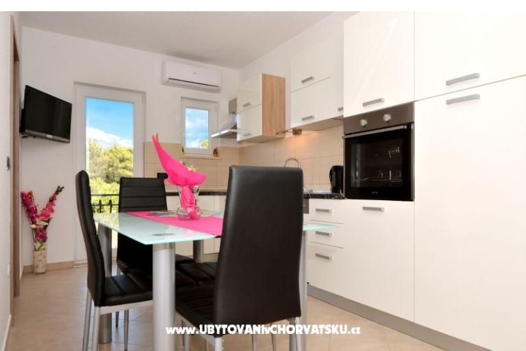 Apartments Caleta – photo 2