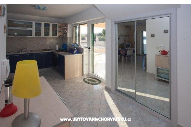 Beach apartments Rogoznica – photo 5