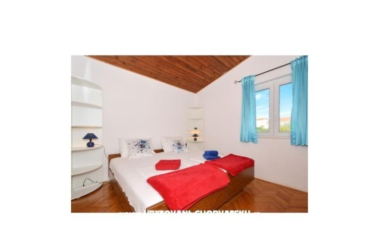 Apartments Renata – photo 4