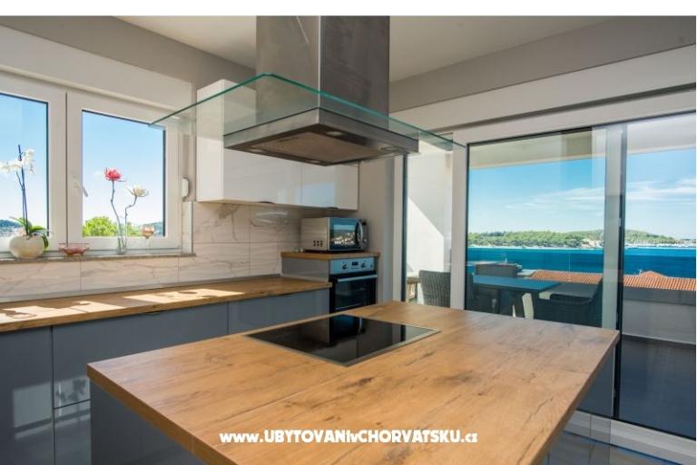 Villa Brusnjak Zatoglav Rogoznica  – photo 15