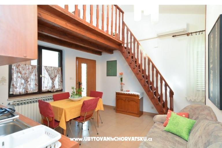 Cheap apartment in Rovinj – photo 7