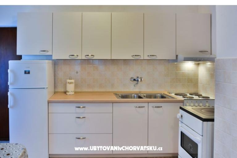 Apartment Marta za 6 osoba  – photo 13