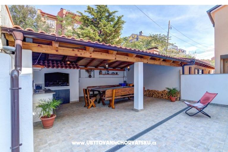 Apartment Marta za 6 osoba  – photo 2