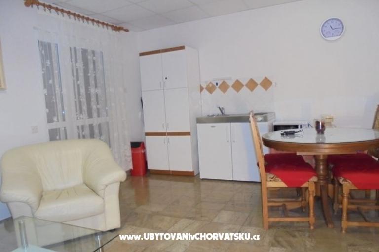 Lucia – photo 4