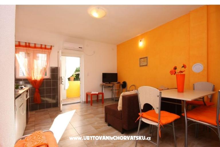 Apartment L – photo 9