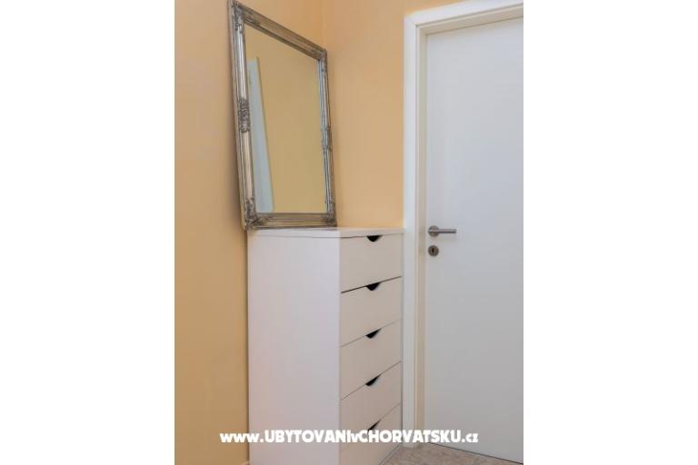 Apartment Jakov – photo 7