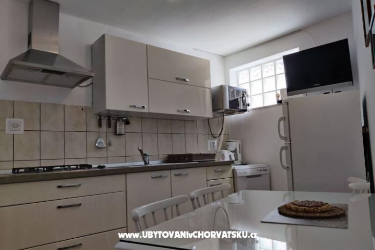 Apartments Cvita i  Luca  – photo 4