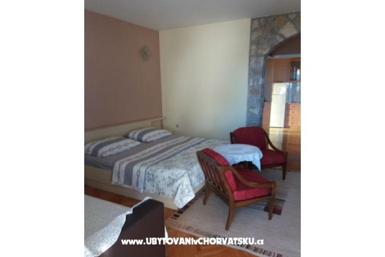 Apartments Gović – photo 10