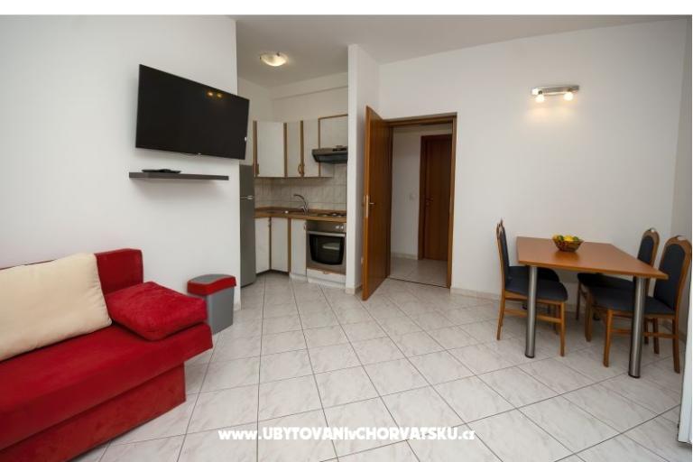 Apartments Males – photo 10