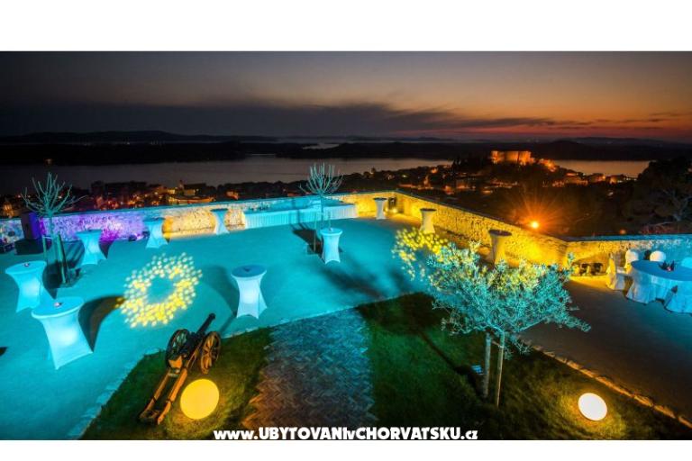 Apartment by the sea with a seaview – photo 32