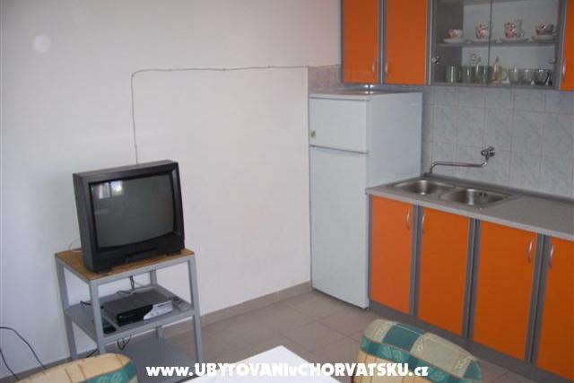 Apartments MID – photo 3