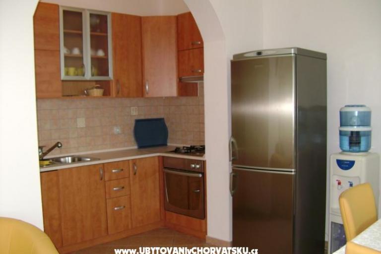 Apartments Premuda – photo 4