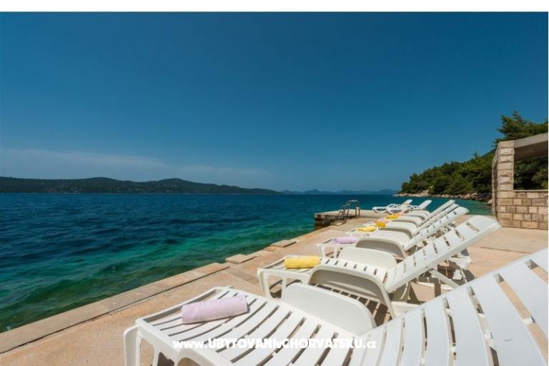 Villa Ratac Beach Apartments – photo 15