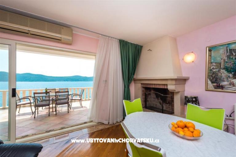 Villa Ratac Beach Apartments – photo 7